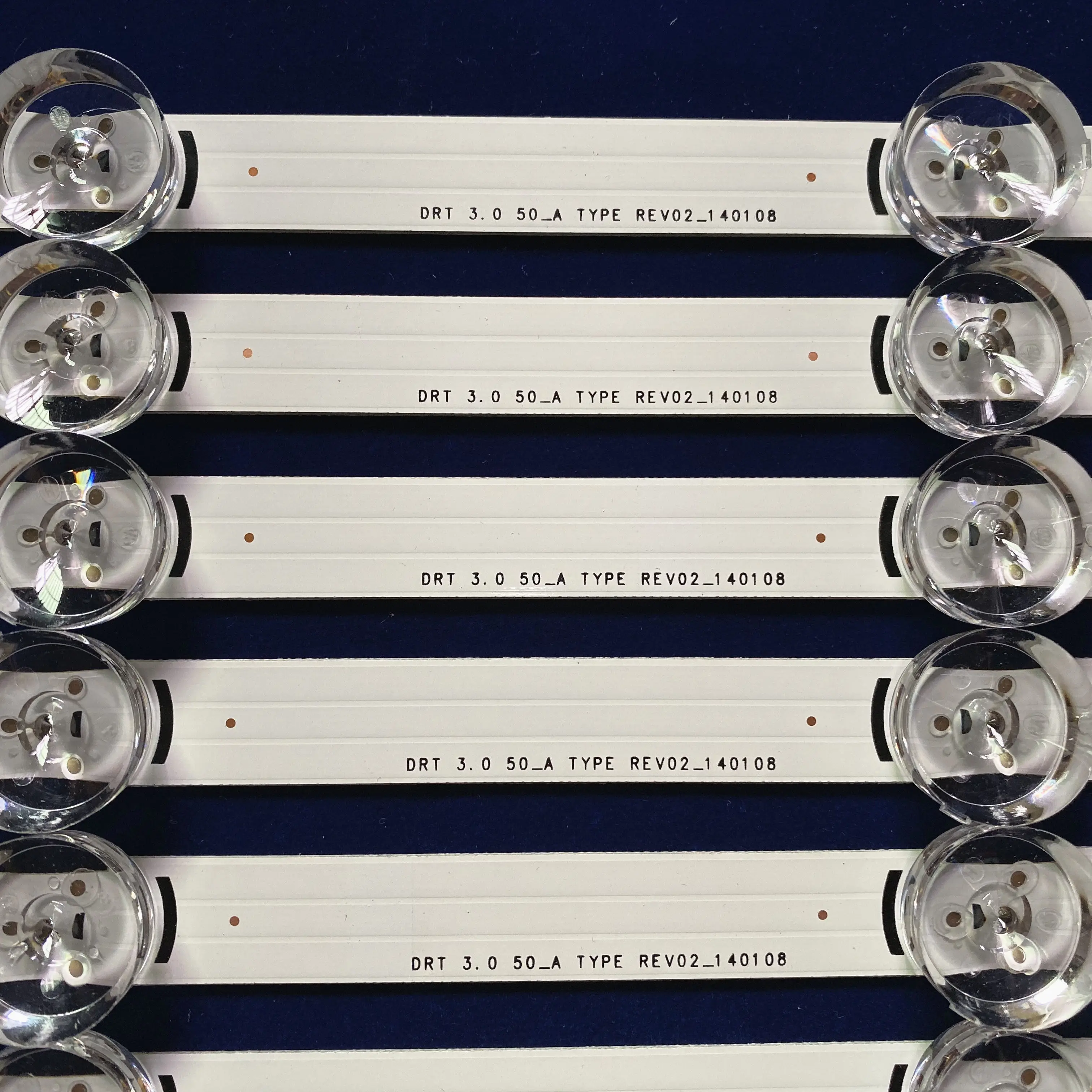 Светодиодная лента для подсветки телевизора LG Innotek DRT 1030 3 0 мм 9