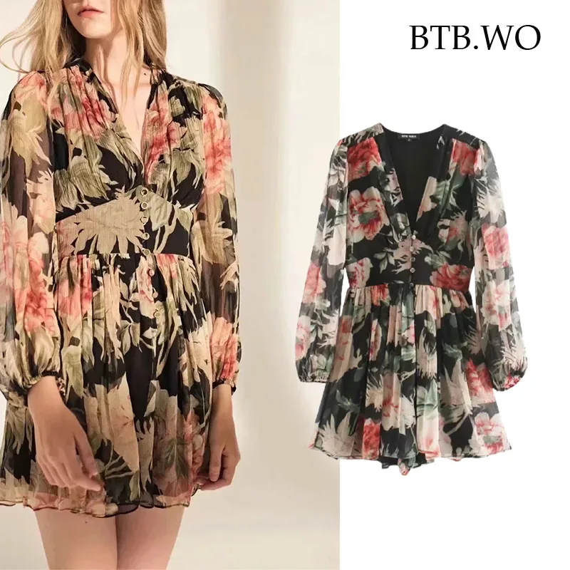 

BTB.WO Za 2021 New Women Vintage Floral Pirnt V-neck Puff sleeves Playsuits Woman Shorts Siamese Female Chic Casual Slim Rompers