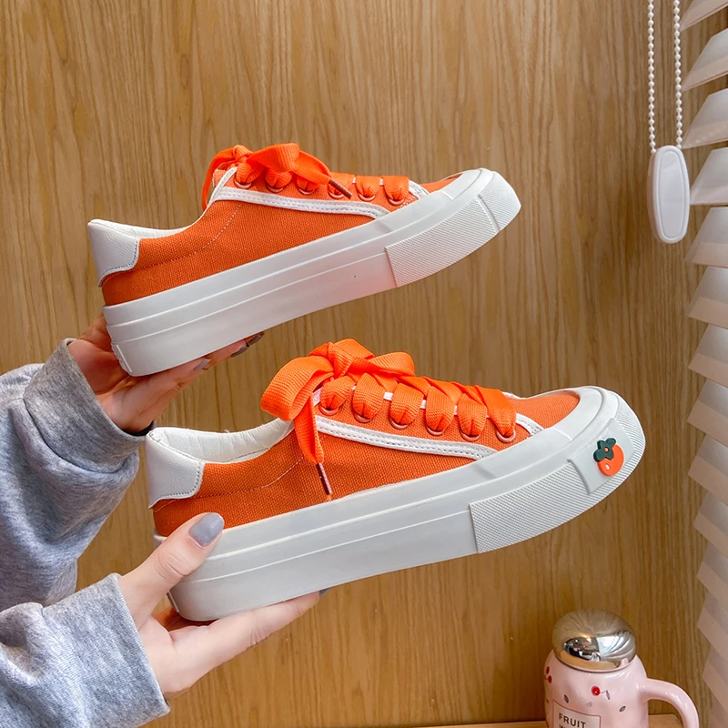 

2021 Lady Shoes Women Fashion Lightweight Breathable Flat Shoes Casual Sneakers Lace-Up Flat Shoes Ladies Round Head White Red