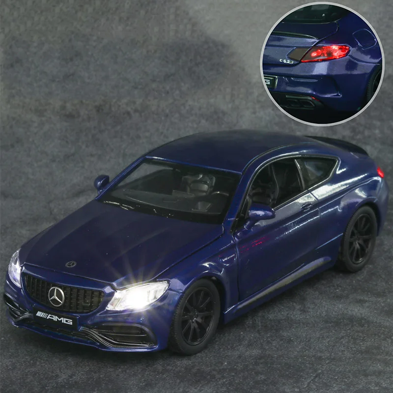 Модель AMG C63S V8 из сплава 1:32 3 цвета | Игрушки и хобби