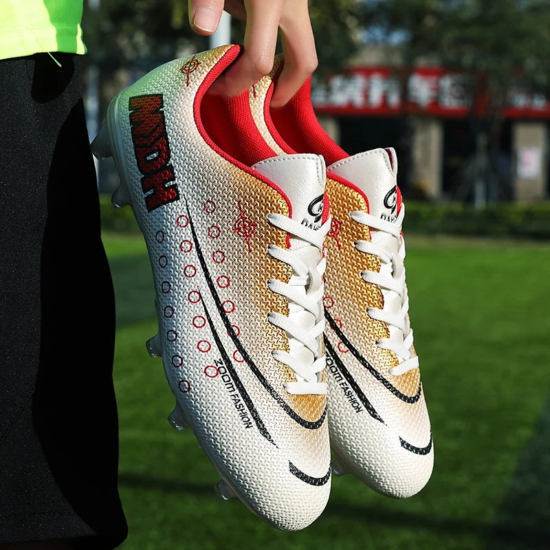 Весенняя Взрывная футбольная обувь Длинные сломанные ногти Повседневные
