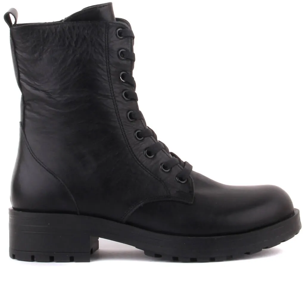 

Sail-Lakers Black Leather Zipper Female Boots