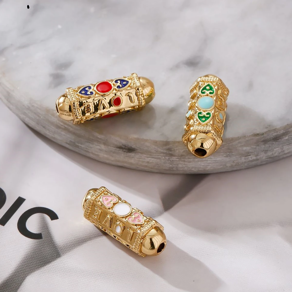 

Бусины из медного сплава, Подвески 3 стиля «LOVE», Роскошный кулон «сделай сам», бисер, аксессуары для изготовления ожерелья, ювелирных издели...