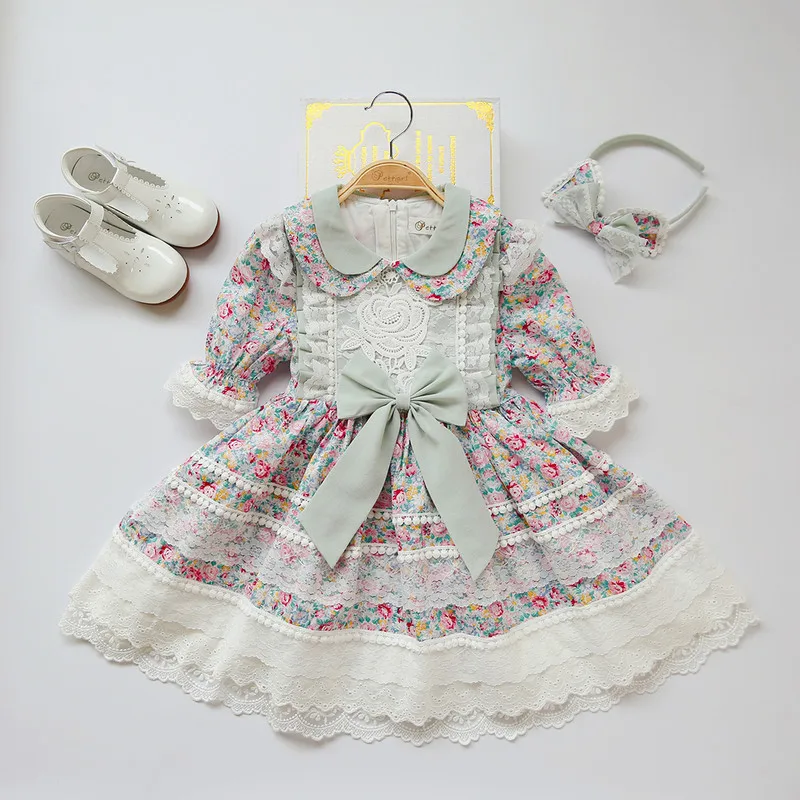 Милое летнее праздничное свадебное платье с цветочным принтом и вышивкой розы