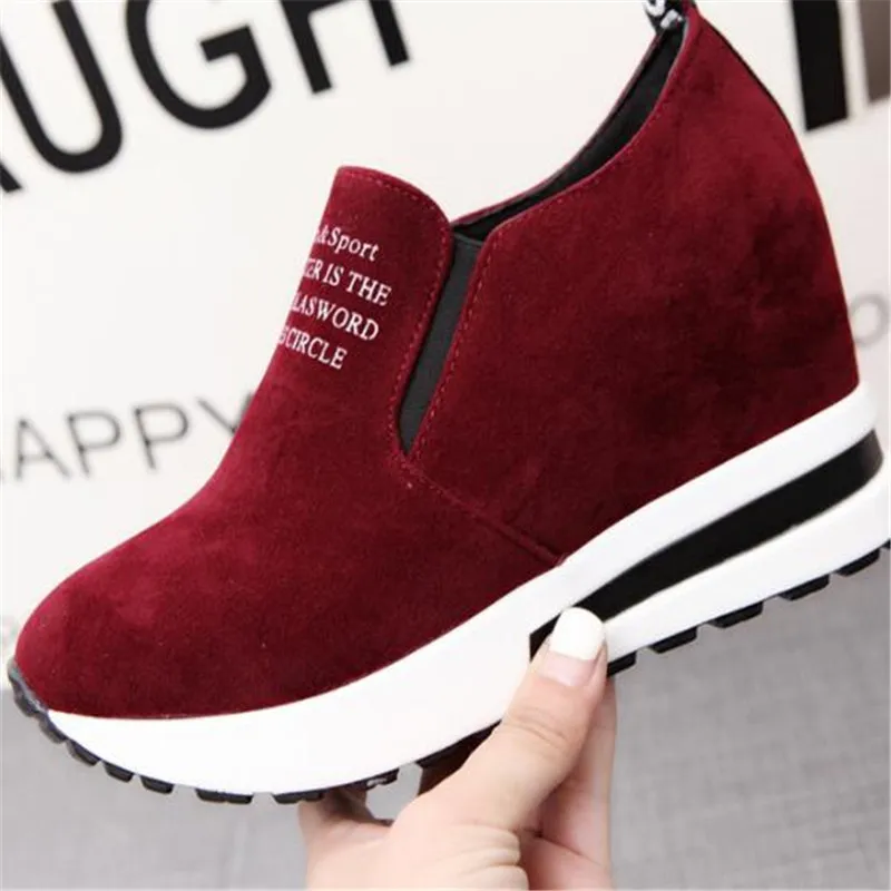 

New women shoes suede comfortable breathable lightweight casual models non-slip wear-resistant sneaker design women shoes
