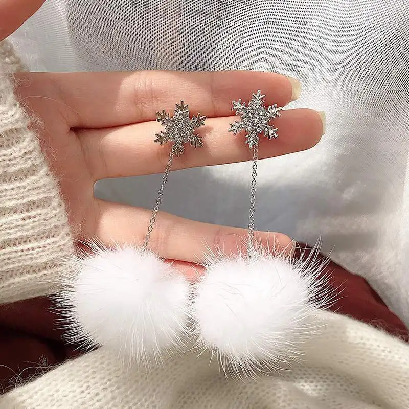 

2021 Fashion Rhinestone Snowflake Hairball Long Drop Earrings For Women Korean Mink Fur Fluffy Hairball Dangle Earring Jewelry