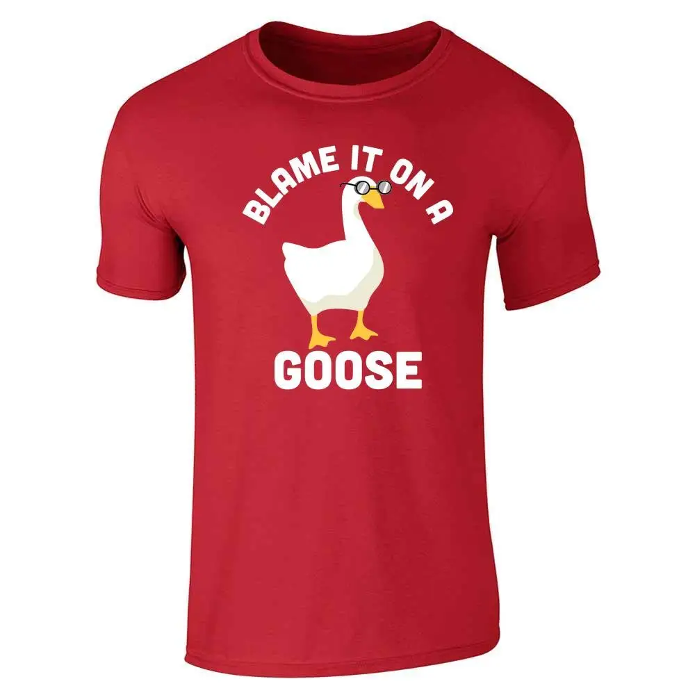 Винить его на гусиное Смешные видео игры мем красный 2XL Графический Футболка Т