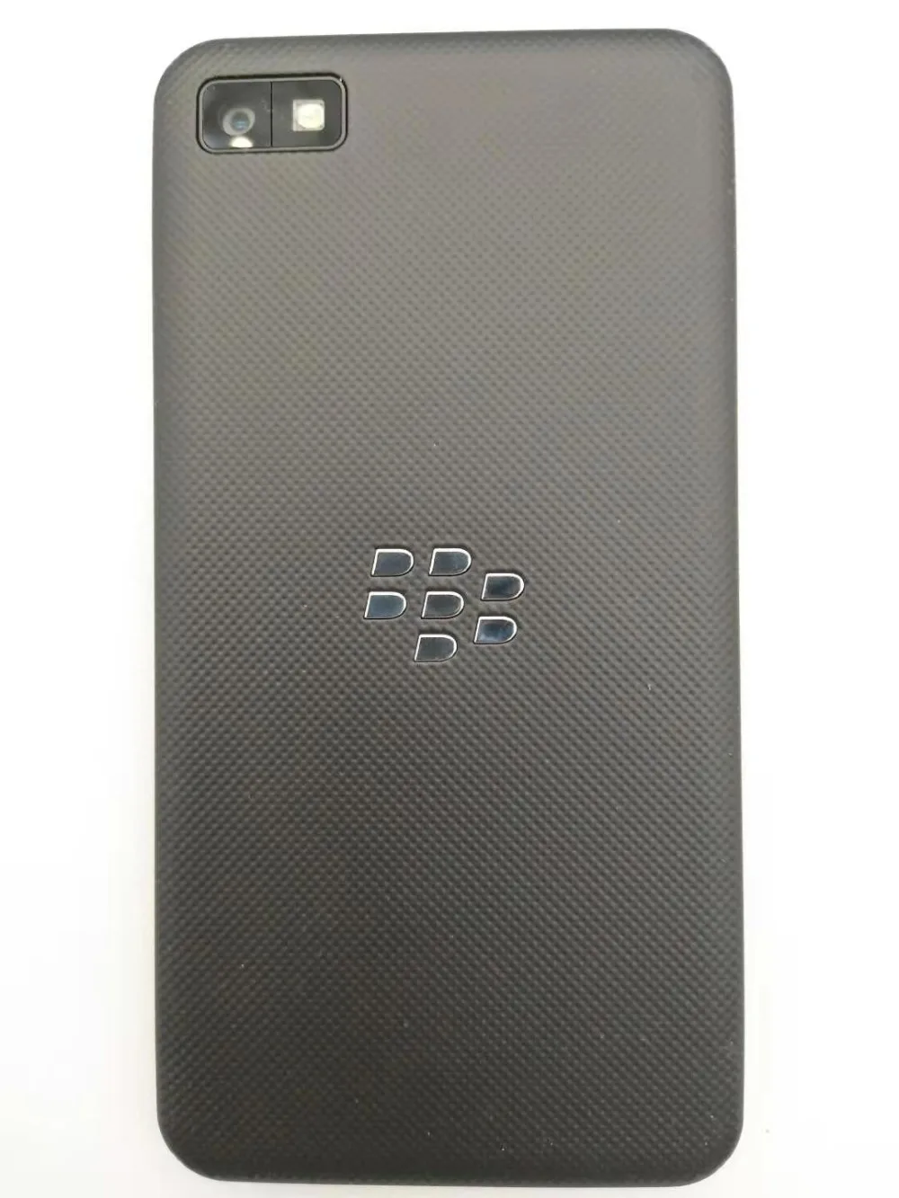blackberry z10 refurbished blackberry z10 dual core gps wifi 8mp 4 2 2gb ram 16gb rom unlocked phone free shipping free global shipping