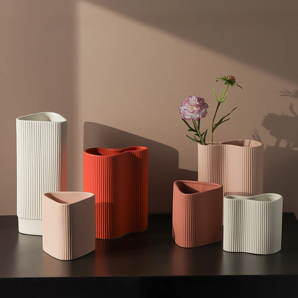 

Nordic Geometric Ceramic Vase Decoration Home Decor Modern Design Luxury Art Vase Living Room Decoration Home Accessories Ideas
