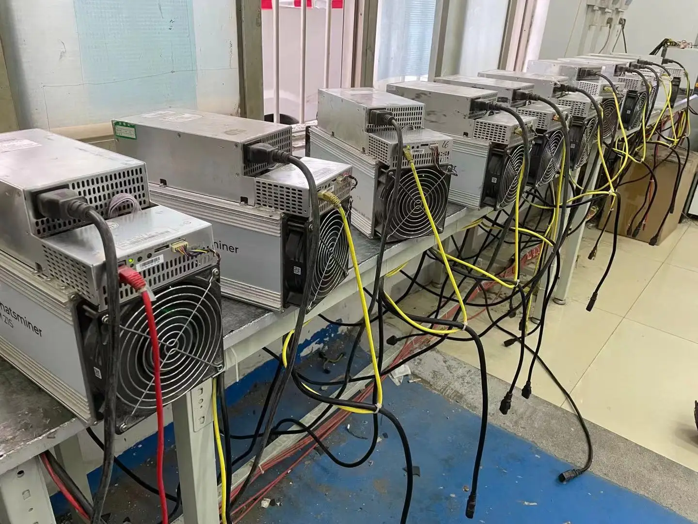 Майнер WhatsMiner M31S 74T 76T Asic BTC BCH BCC M21S 56T лучше чем S9 S11 S15 Z11 E12 E9I E9.3 Z1 б/у |