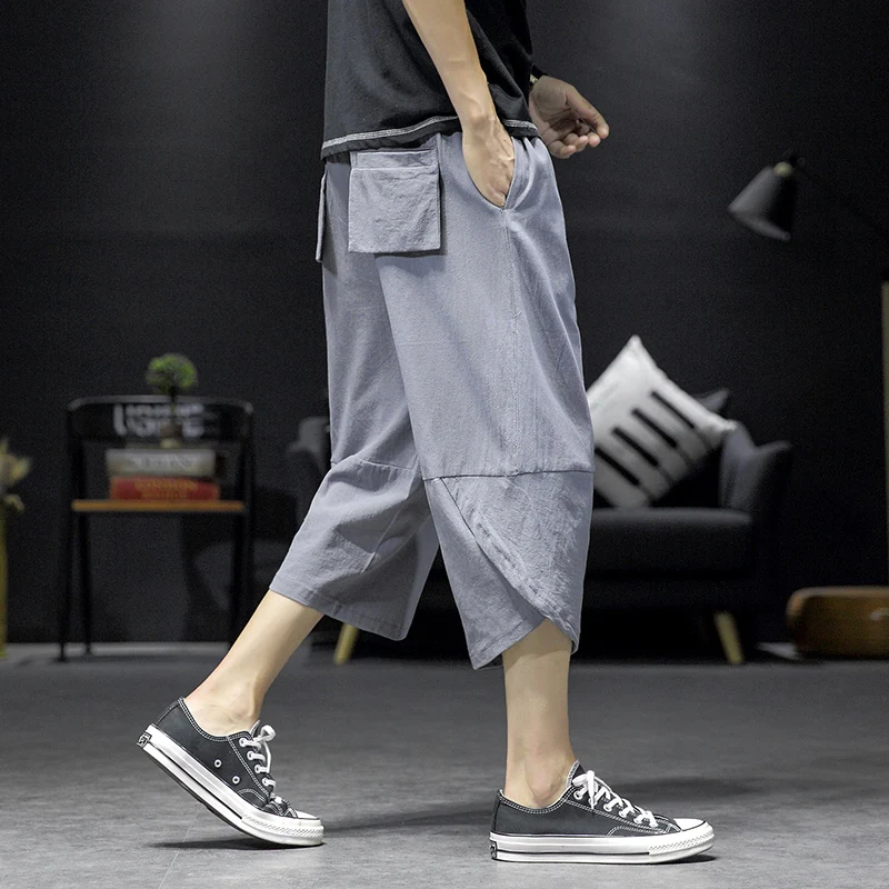 

2021Men Casual Streetwear Pant Summer Mens Sweatpants Comfortable Loose Harem Pants Cotton Bloomers Calf-Length Pants Joggers