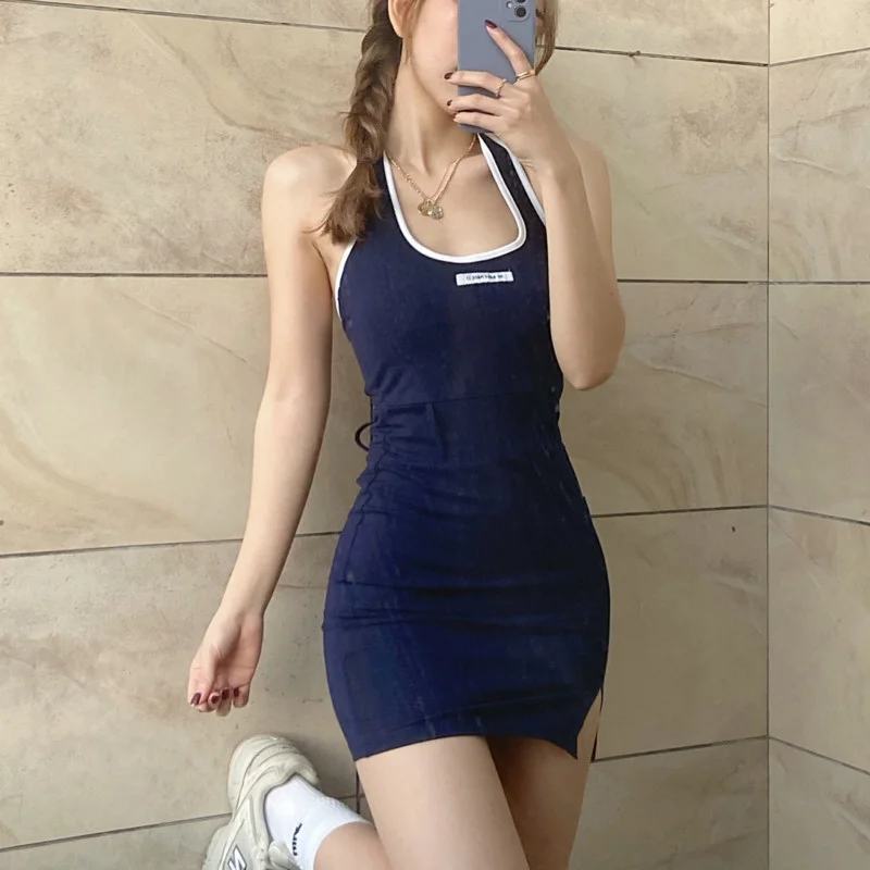 

Женское облегающее платье-майка без рукавов, с разрезом на шее