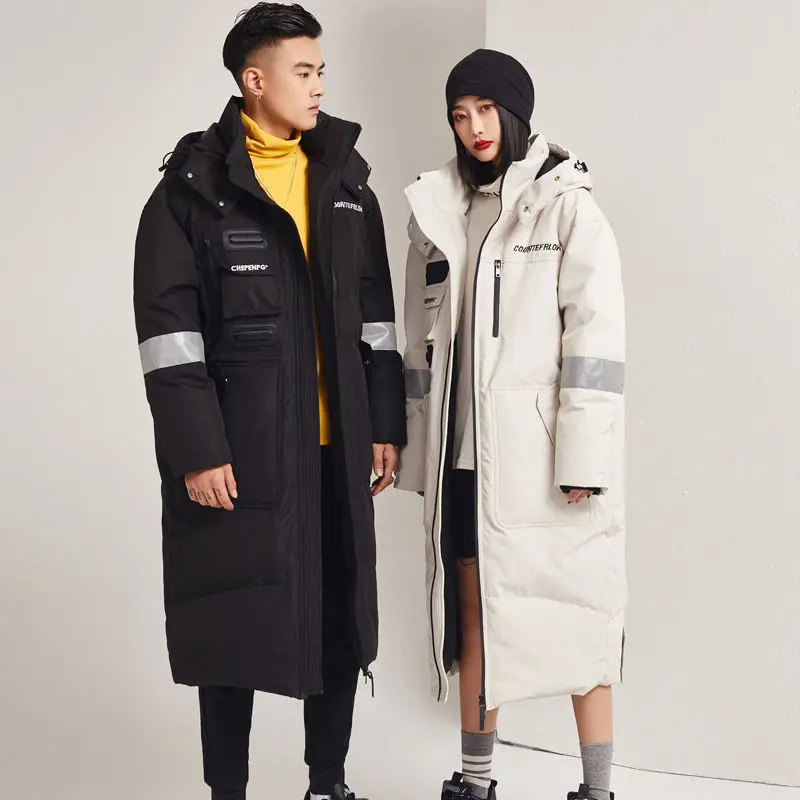 

Down clothingmen and women can wear long and thick winter clothing