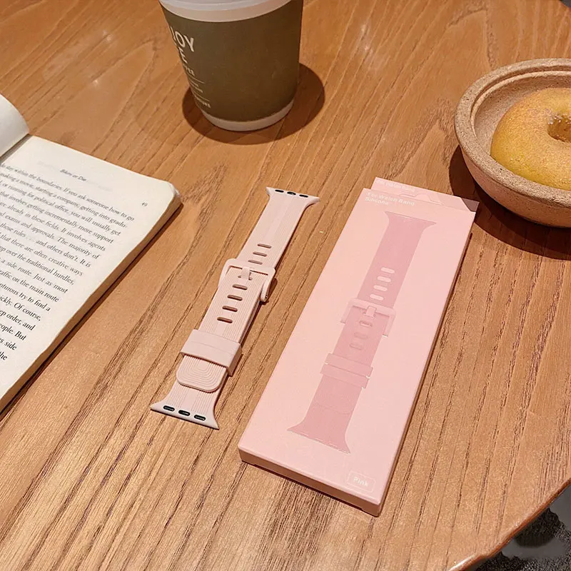 Silicone Strap For Apple Watch band 49mm 41mm 45mm 40mm 38mm Smart rubber watchband bracelet iWatch band for Series 8 SE 5 4 3 2