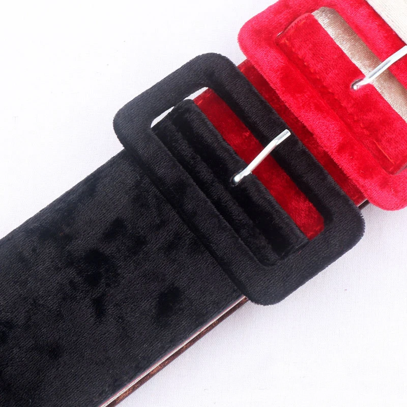 Широкий бархатный женский пояс для платья осенне-зимний ремень с пряжкой язычком