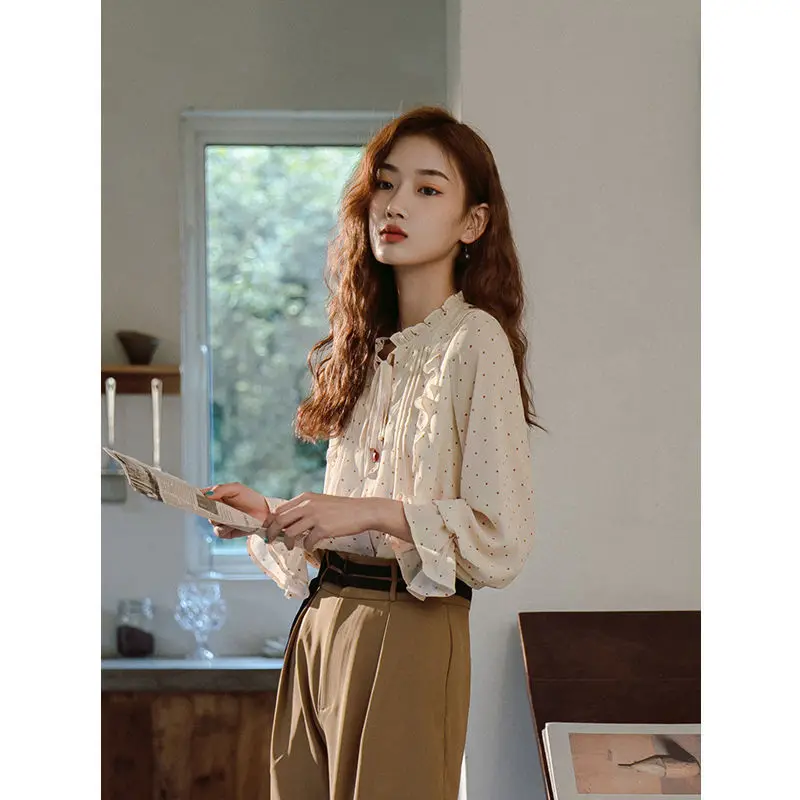 

2021 Spring Women Chiffon Shirts Korean Fashion Long Sleeve Women Streetwear Office Blouse Elegant Lady Wave Point Tops Y354