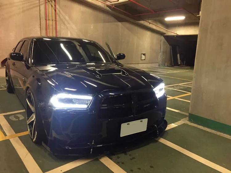 VLAND Заводские аксессуары для автомобиля светодиодный свет для Зарядное устройство светодиодный фар 2011- с светодиодный движущийся сигнал поворота