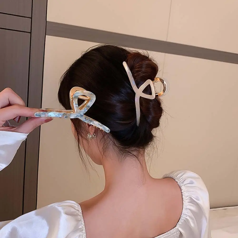 

Women Sweet Fashion Mermaid Color Acetate Leopard Print Resin Acrylic Hair Ornaments Korean Style Hair Clips Hair Claws