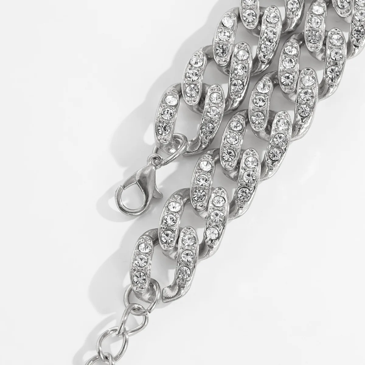 

Retro Wild Snake Bone Chain Women's Bracelet Simple Personality Set Cuban Chain Diamond Cuff Charm Female Bangle Jewelry