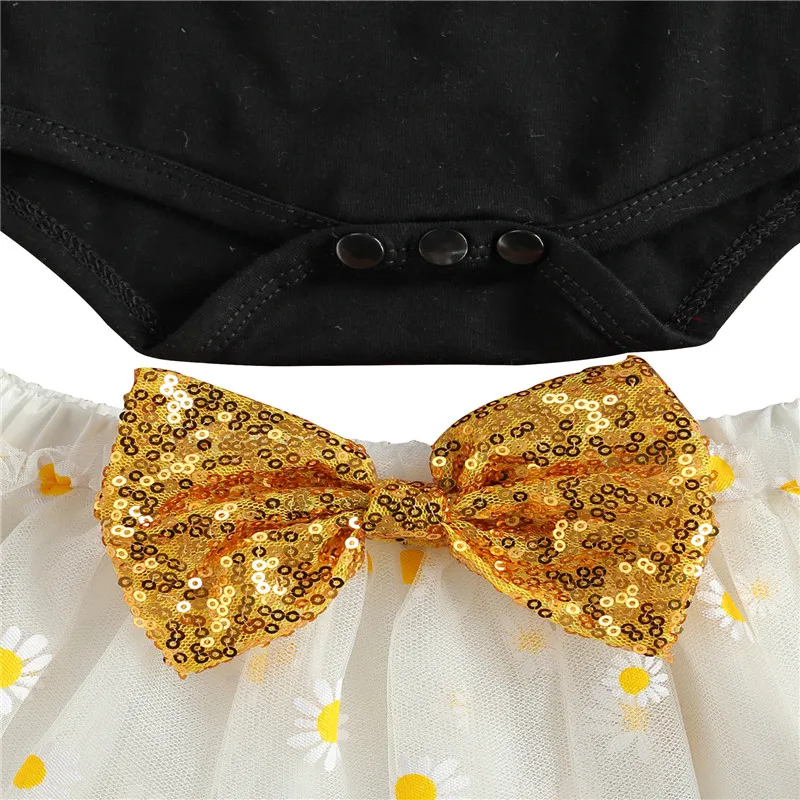 

0-18M Baby Girls 3Pcs Clothes Set, lovely Letter Printed Short Sleeve Romper with Daisy Flower Printed Tulle Skirt Cute Headband