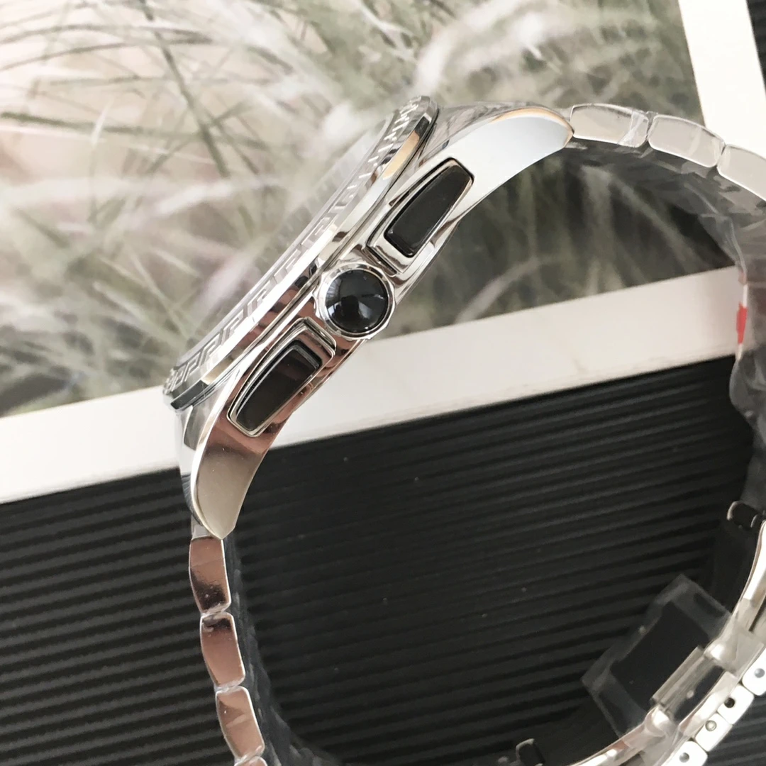 

Men's Watch Stainless Steel Exquisite Business Fashion Medusa Swiss Quartz Chronograph Sapphire Glass Butterfly Clasp