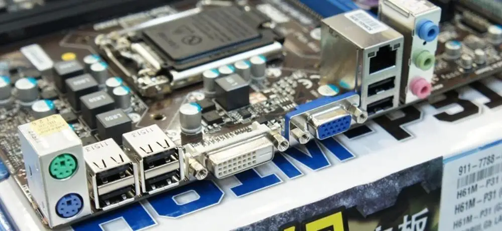 Оригинальная материнская плата MSI H61M P31(G3) DDR3 LGA 1155 H61 б/у для настольного