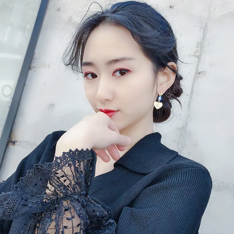 2021 Новое поступление длинные висячие серьги в форме сердца Сияющие красочные