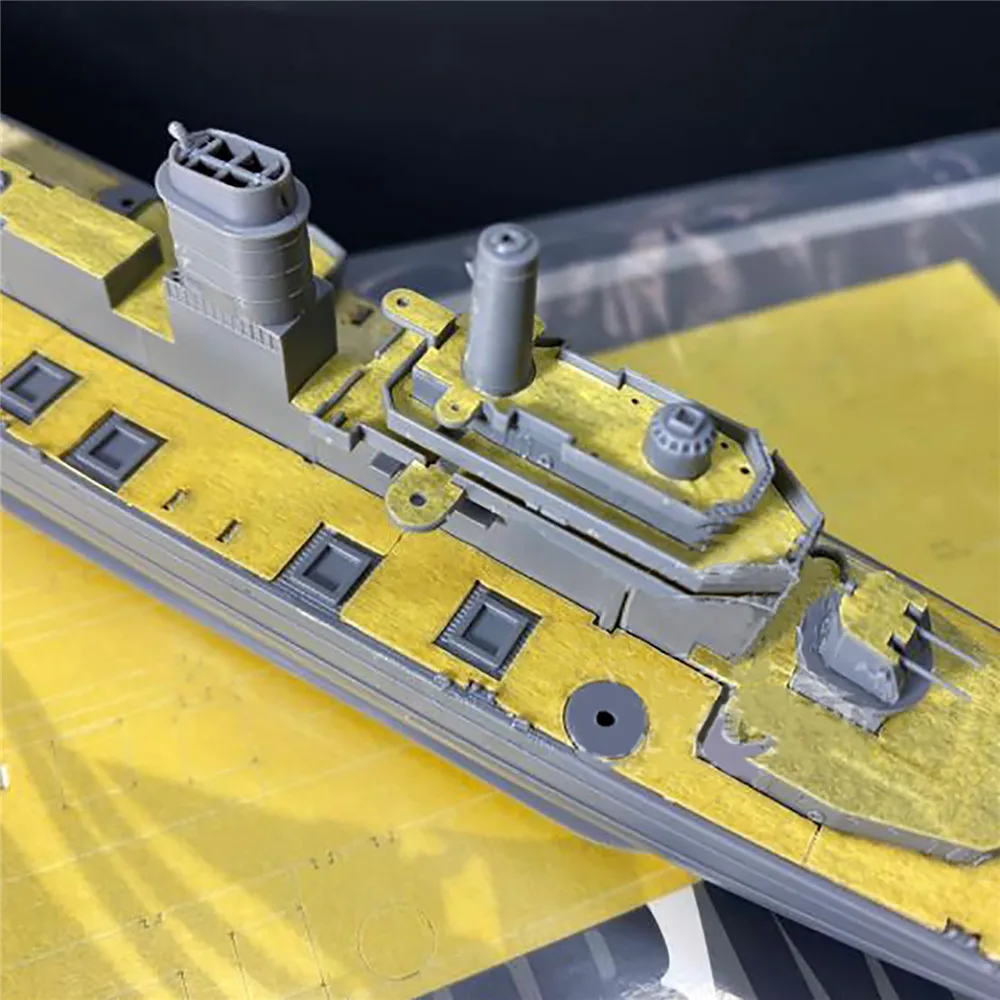 

Masking Sheet Cover Paper for 1/700 Very Fire VF700907 USS Des Moines CA-134 Model