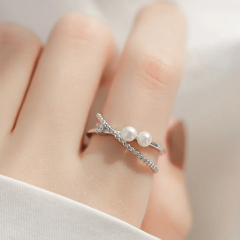 

Женское Двухслойное кольцо с жемчугом