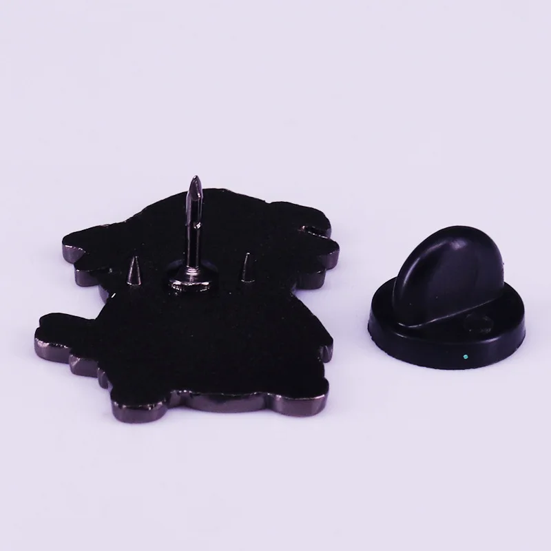 В виде милого героя аниме твердым эмалиевым покрытием Pin значок булавки на