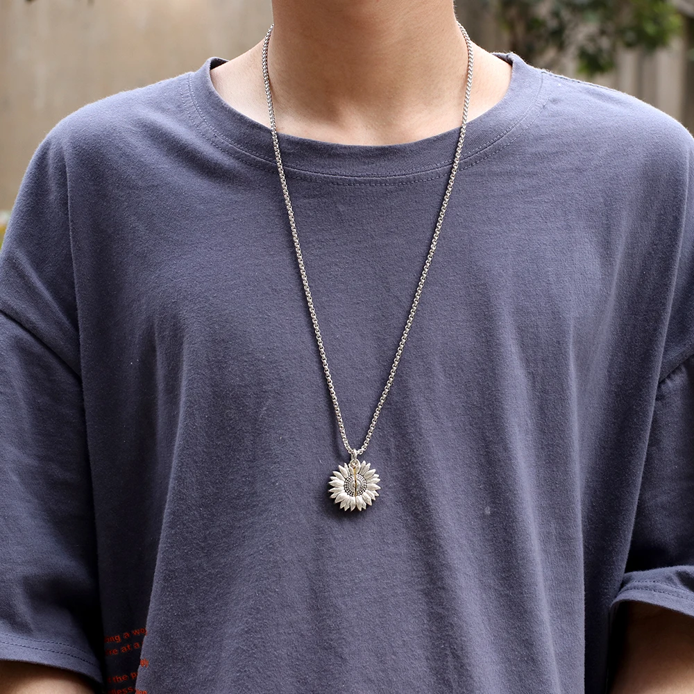 

New Arrival You Are My Sunshine Necklace Alloy Open Locket Sunflower Necklace Women Gift Couple Pendant Necklace Fashion Jewelry