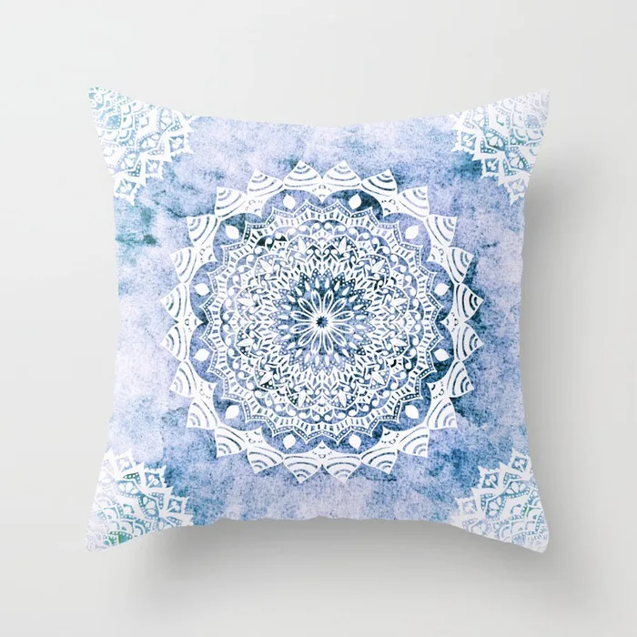 

Single-sided Printing Mandala Pillowcase National Style Cushion Case Home Decorative Peach Skin Velvet Sofa Pillow Cover Gift
