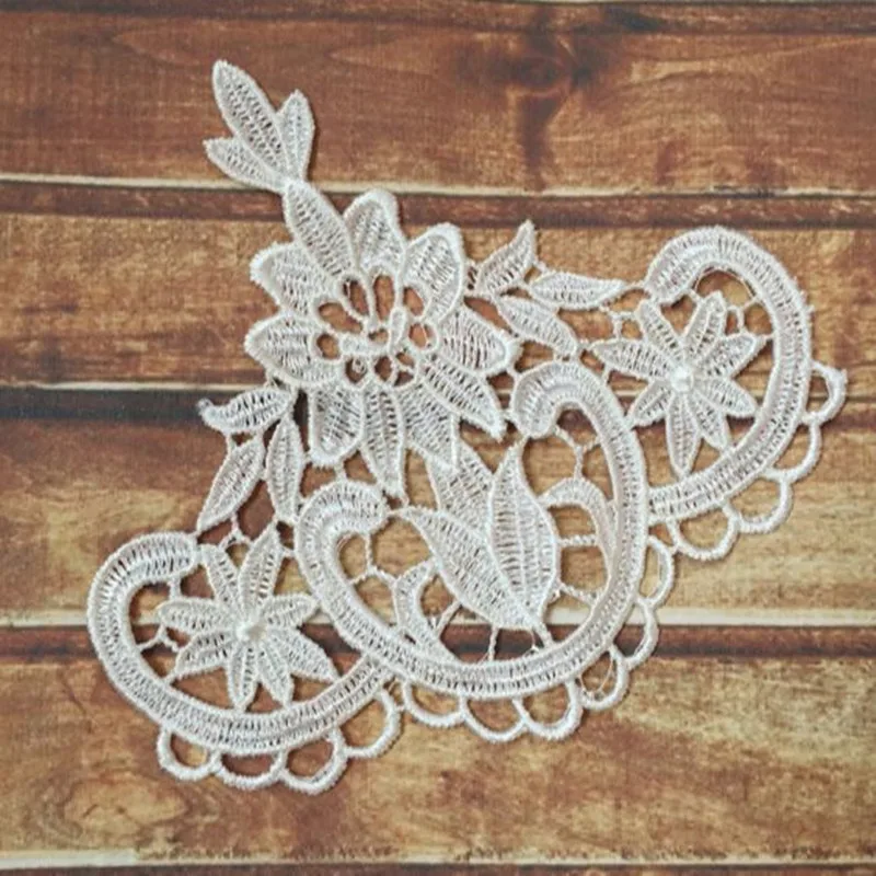 

1PCS Patche Tulle Lace Fabric Embroidery Applique Sticker Collar Trim Patch For Clothes sew on patches parches para ropa LE29