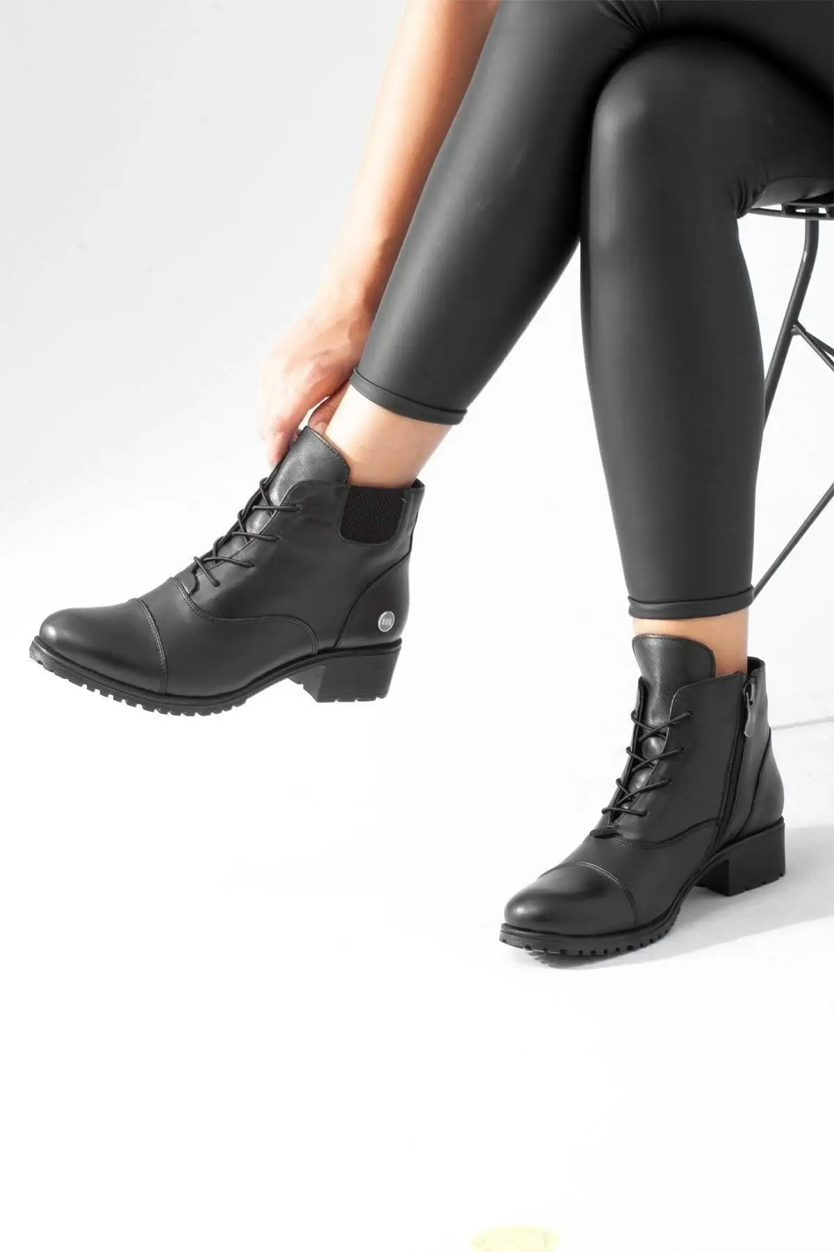 

Alarga Shoes D21kb-1000 Women Classic Boots ST48