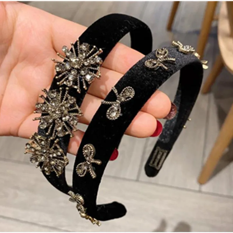 

Black Velvet Crysals Head Band for Women Elegant Headdress Ladies Rhinestones Hairband Women Hair Jewelry Headband Adults Hoop