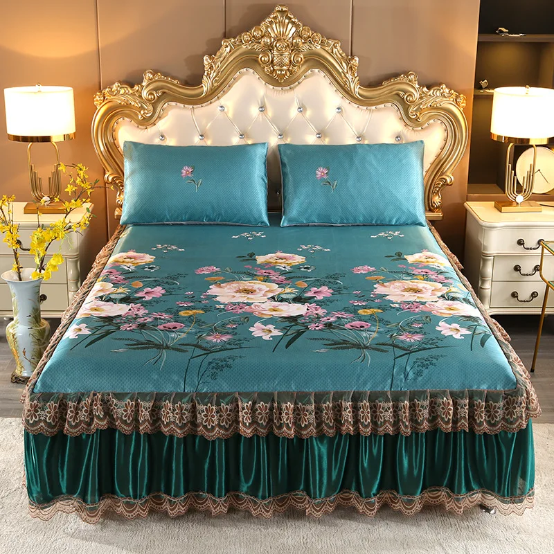 

Twin Size Bedding Sheets Ice Silk Mat Three-Piece Foldable Machine Wash Bed Linen (Give Away Pillowcase)