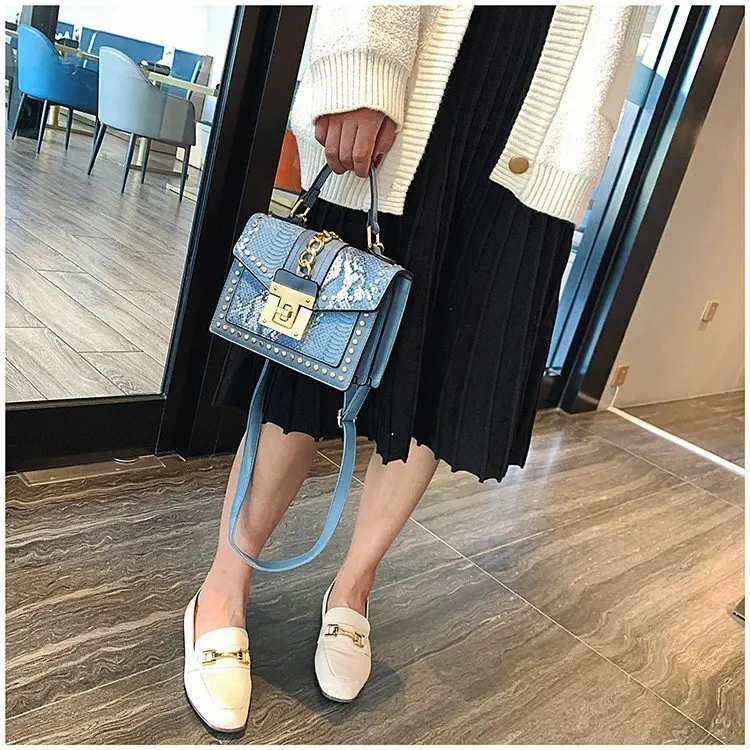 

Small Serpentine Print Flap Bags for Women 2020 Pu Leather Mini Handbag Ladies Shoulder Bag Lady Messenger Crossbody Hand Bag