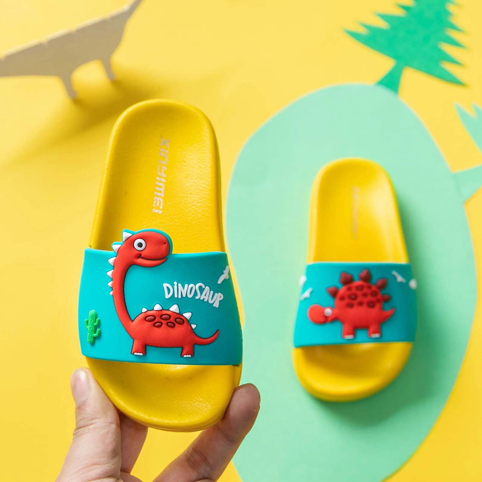 

Шлепанцы детские для пляжа и бассейна, мягкие сандалии с динозаврами, Нескользящие, для начинающих ходить мальчиков и девочек