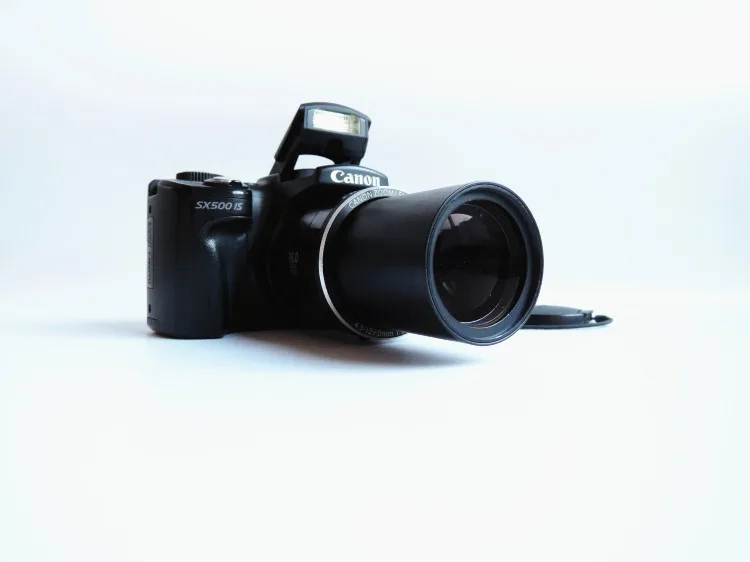 Б/у цифровая камера Canon PowerShot SX500 IS 16,0 Мп с широкоугольной оптикой 30x
