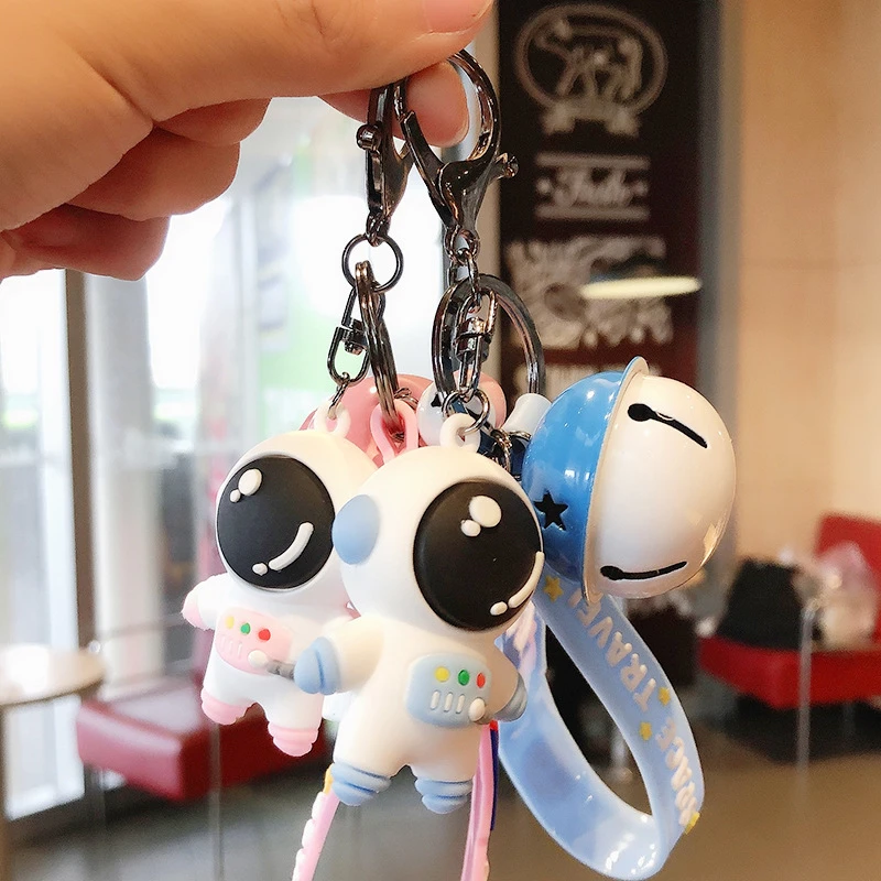 

Cute Space Astronaut Rocket Planet KeyChain Spaceman Universe Metal Key Ring for Men Women Anime Car Accessories Car Keychain