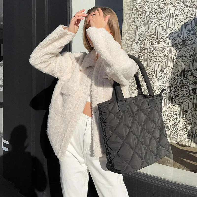 

2021 New Autumn and Winter Warm Jackets Women's Fashion Stitching Solid Color Cardigan Lamb Wool Overcoat Loose Joker Chic Coat