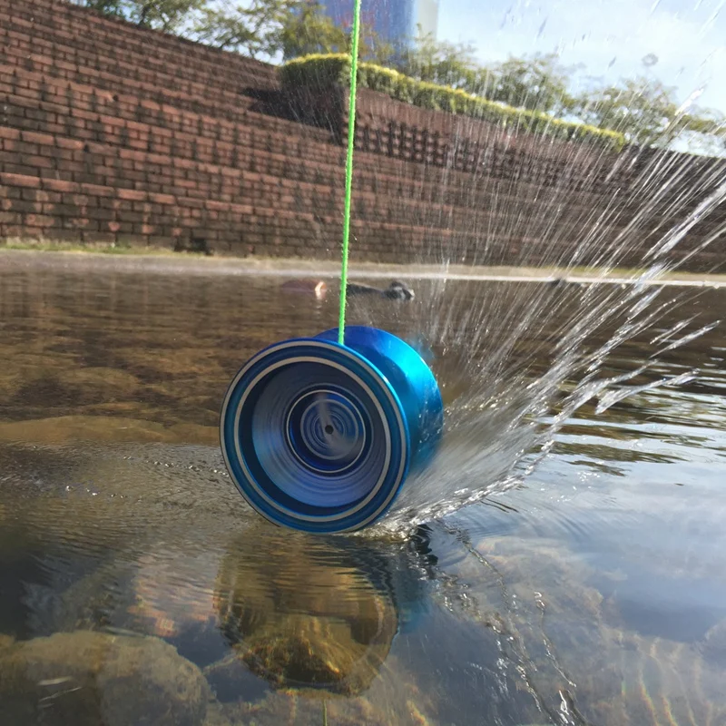 

BEBOOYOYO New Metal Yoyo Professional Yoyo Set Yo Yo + Glove + 3 String L1 Yo-Yo Goods Classic Toys Gift Present