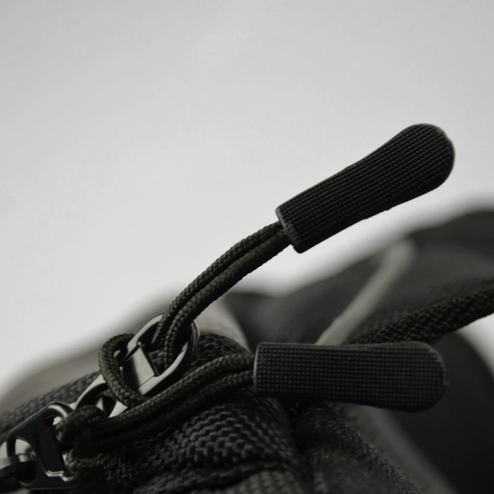 Универсальная мотоциклетная сумка черная водонепроницаемая на Сильный