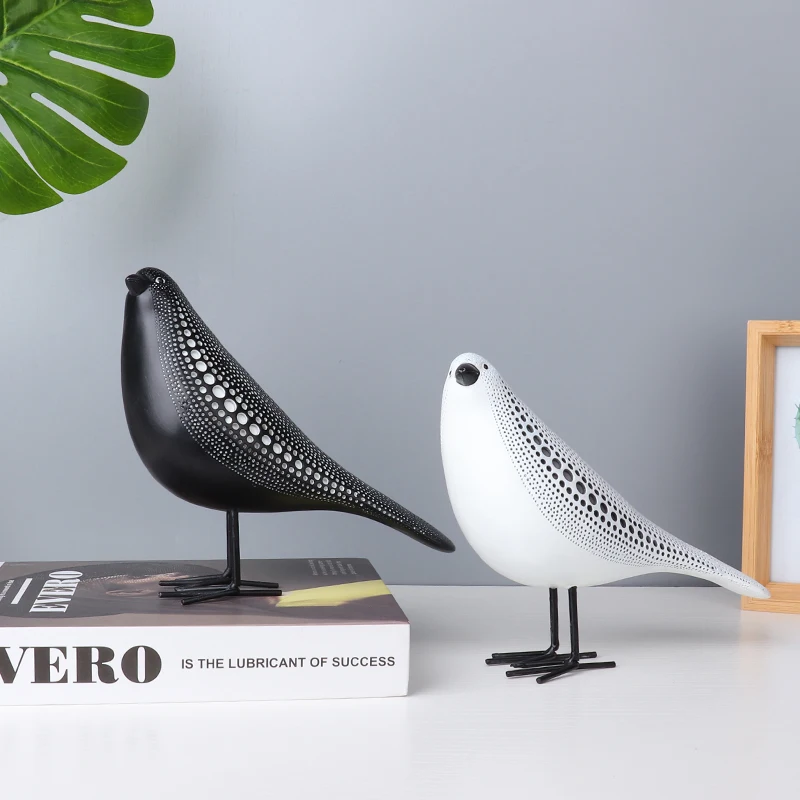 

WAVE POINT ART PIGEON ART SCULPTURE ANIMAL STATUE RESIN CRAFTS HOME DECORATION BLACK AND WHITE BIRD FIGURINE DECOR R4906