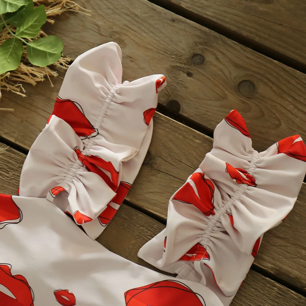 

2021 New Arrivals One Piece Swimsuit Mouth Print Swimwear Women Swimsuit Shoulder Ruffle Bathing Suit Beachwear Monokini Swim