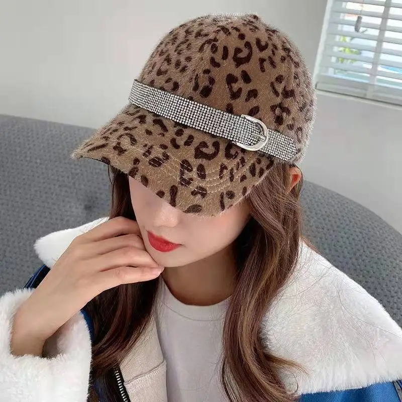 

2021 Rhinestone Belt Women Girl Snapback Cap Mink Hair Leopard Print Autumn Winter Baseball Hat Fashion Cool Street Hat