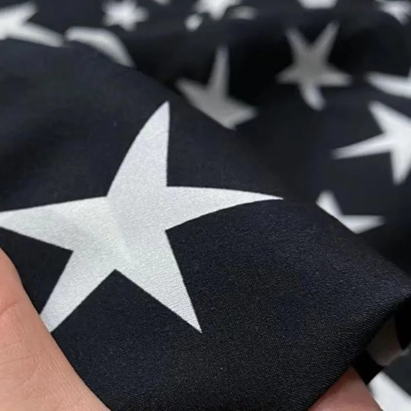 

21mm Double Joe silk fabric Black bottom white five-pointed star stretch mulberry silk fabric shirt dress apparel fabric