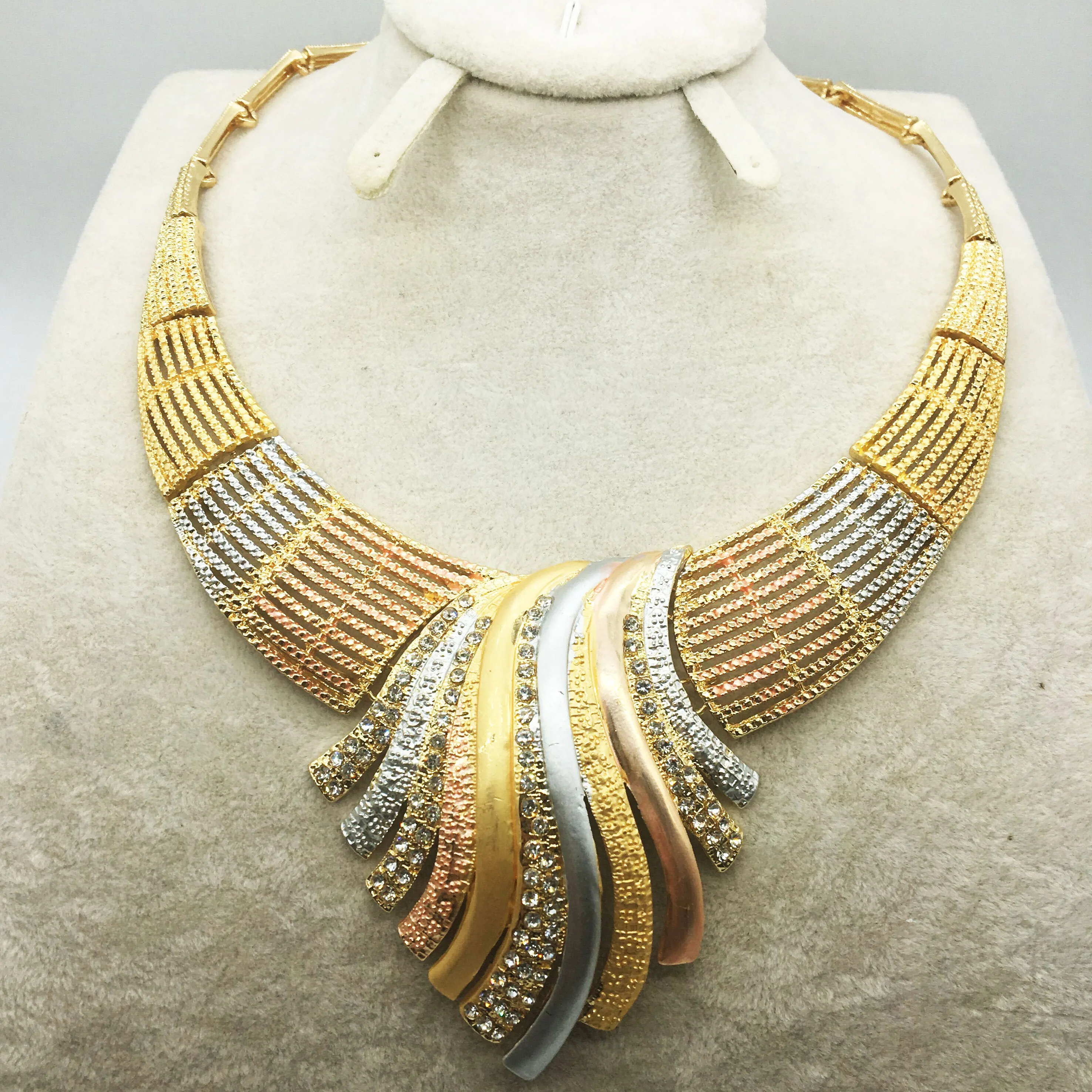 Южная Африка Дубай Ювелирная коллекция большое ожерелье Классическая мода форма