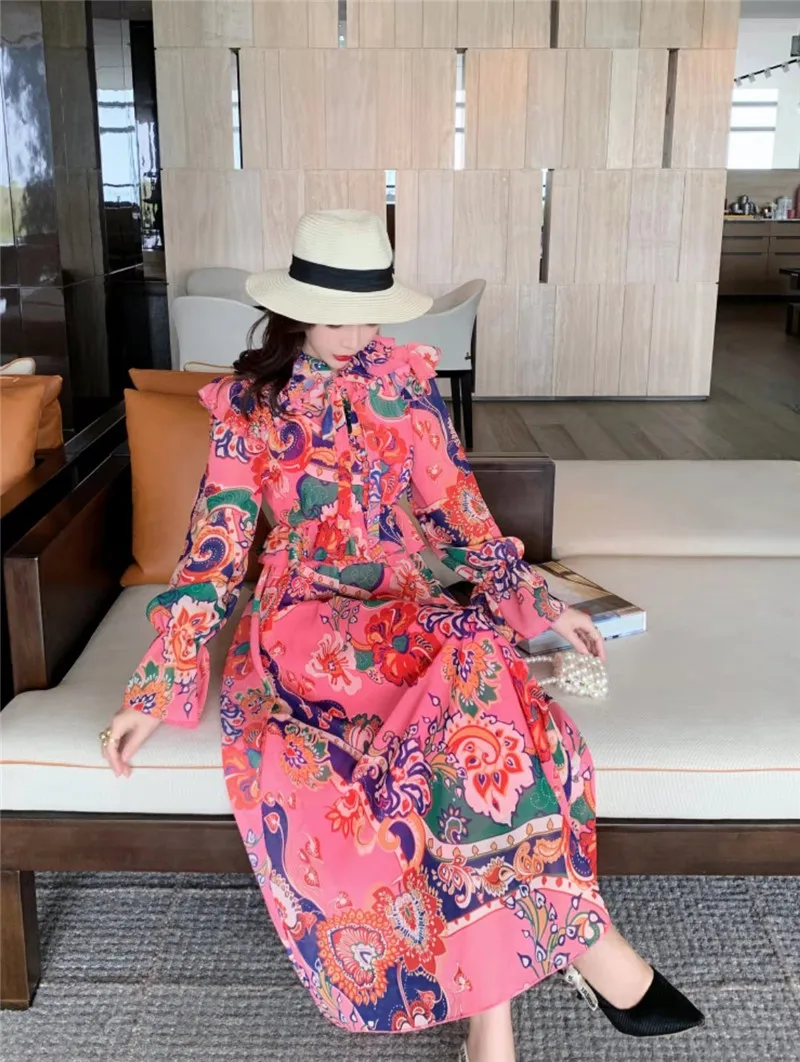 

2021 Spring Midi Dress New Retro National Style Elegant Dress Printed Large Swing V-neck Chiffon Full Sleeve Holiday Dress Women
