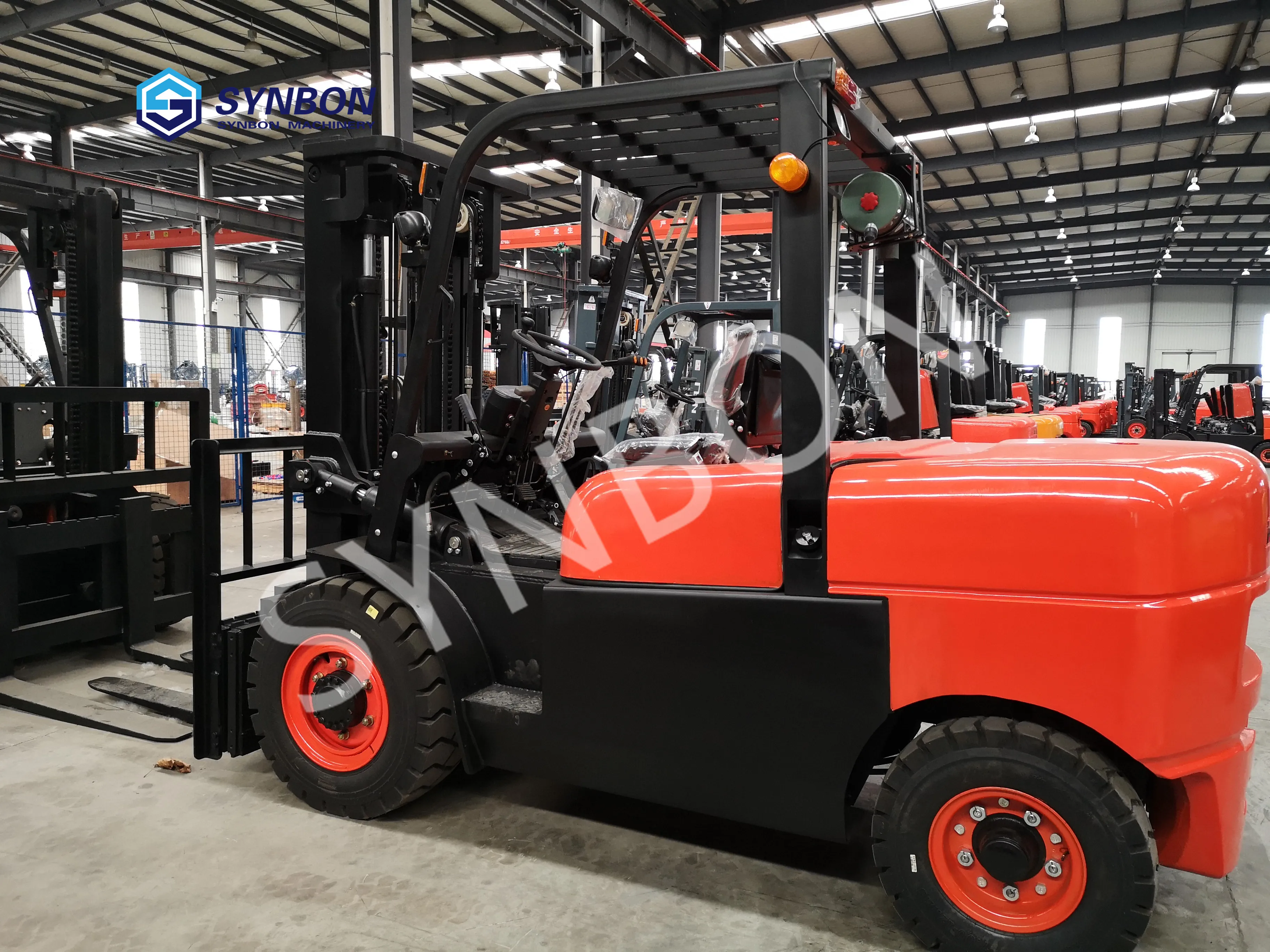 Рисунок 5 - 5-тонный вилочный погрузчик